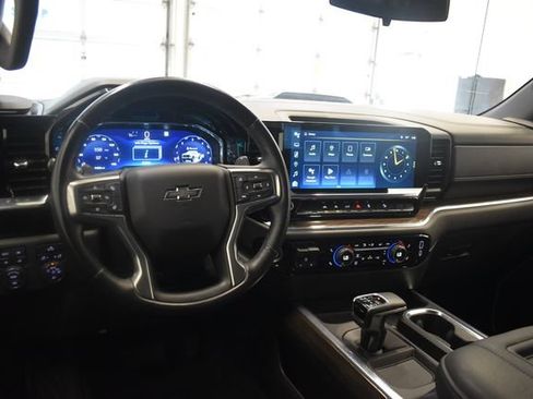 Used 2022 Chevrolet Silverado 1500 LT Trail Boss w/ Protection Package AWD/4WD image 23
