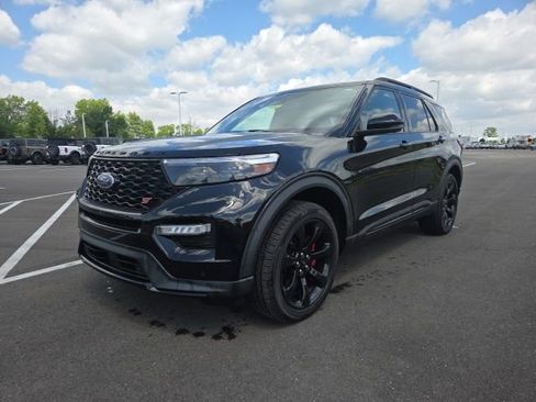 Certified 2023 Ford Explorer ST w/ Equipment Group 401A AWD/4WD image 2
