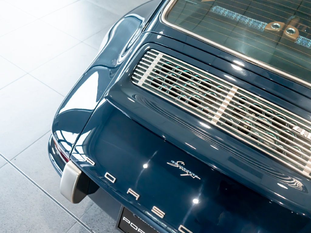Used 1991 Porsche 911 Carrera RWD image 40