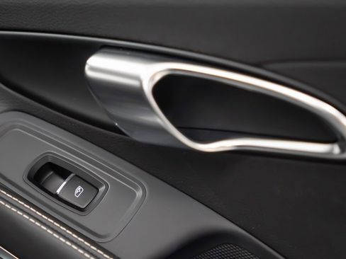 New 2025 Porsche 718 Cayman image 17