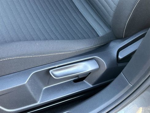 Certified 2025 Volkswagen Jetta S image 17