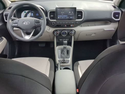 New 2026 Hyundai Venue SEL image 17