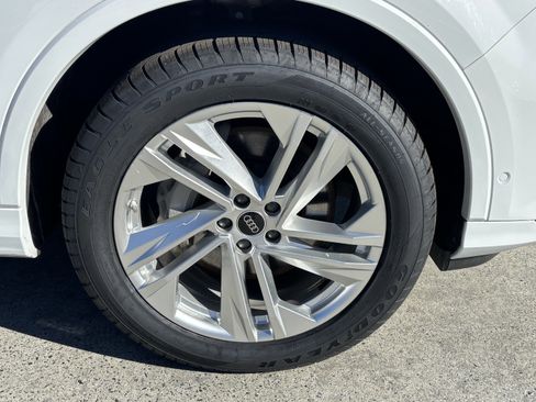 Used 2023 Audi Q7 3.0T Premium Plus w/ Premium Plus Package image 12