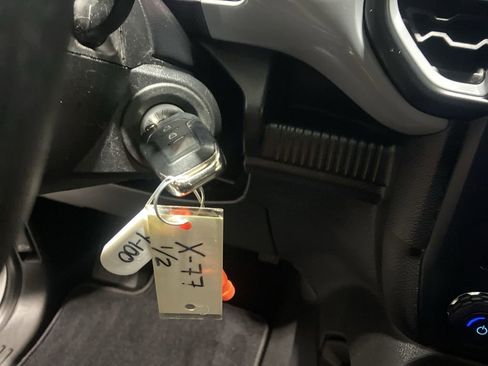 Used 2024 Ford Ranger XL image 16