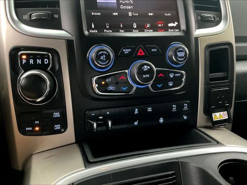 Used 2018 RAM 1500 Outdoorsman AWD/4WD image 31