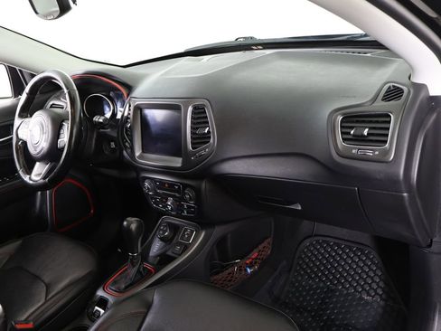 Used 2020 Jeep Compass Trailhawk w/ Leather Interior Group AWD/4WD image 27
