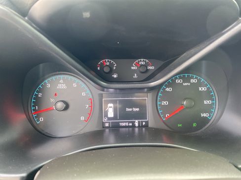 Used 2015 Chevrolet Colorado Z71 image 11