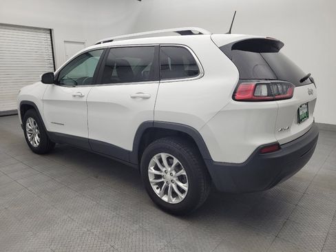 Used 2019 Jeep Cherokee Latitude w/ Cold Weather Group AWD/4WD image 3