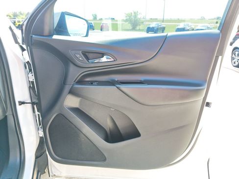 Used 2019 Chevrolet Equinox LT FWD image 19