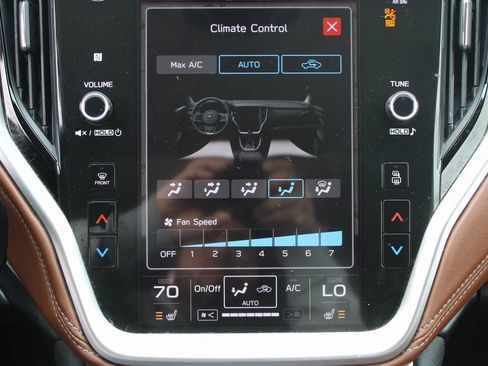 Used 2021 Subaru Outback Touring XT image 17