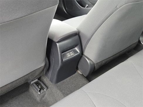 Used 2023 Toyota Corolla LE image 10