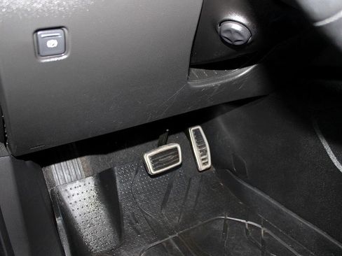 Used 2020 Chevrolet Blazer RS image 25