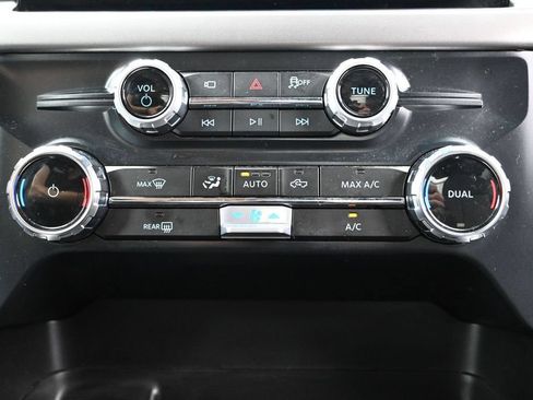 Used 2025 Ford F150 XLT w/ Equipment Group 301A Standard AWD/4WD image 31