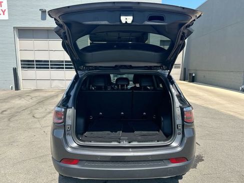 Used 2023 Jeep Compass Limited AWD/4WD image 24