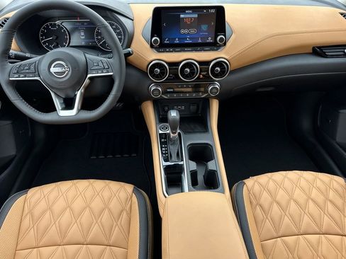 New 2025 Nissan Sentra SV w/ SV Premium Package image 11