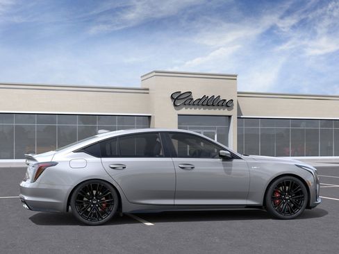 New 2026 Cadillac CT5 V image 5