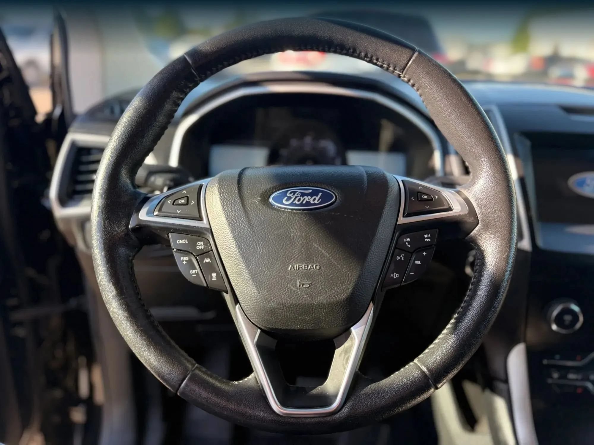 Used 2019 Ford Edge SEL w/ Equipment Group 201A AWD/4WD image 24
