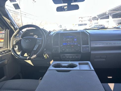 Used 2022 Ford F250 XLT w/ FX4 Off-Road Package AWD/4WD image 22