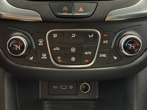 Used 2023 Chevrolet Equinox LT w/ Driver Convenience Package AWD/4WD image 13