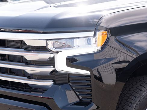 New 2026 Chevrolet Silverado 1500 High Country AWD/4WD image 24