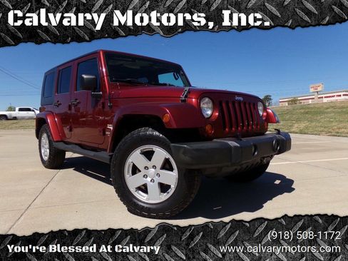 Used 2007 Jeep Wrangler Unlimited Sahara w/ Dual Top Group image 1