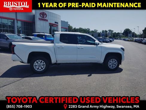 Certified 2025 Toyota Tacoma SR5 RWD image 9