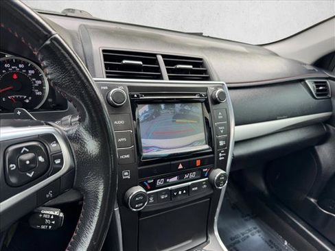 Used 2015 Toyota Camry XSE FWD image 14