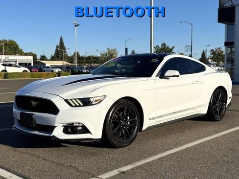 Used 2016 Ford Mustang Premium w/ Pony Package RWD image 9