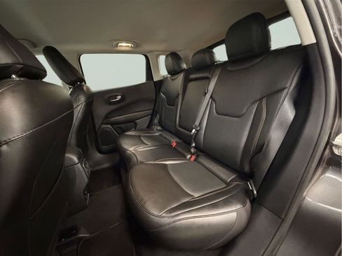 Used 2020 Jeep Compass Limited image 33