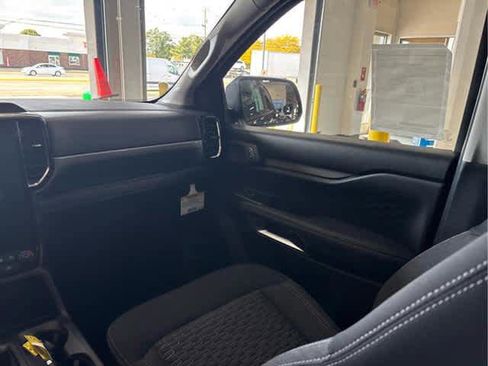 New 2025 Ford Ranger XLT w/ Equipment Group 301A High image 9