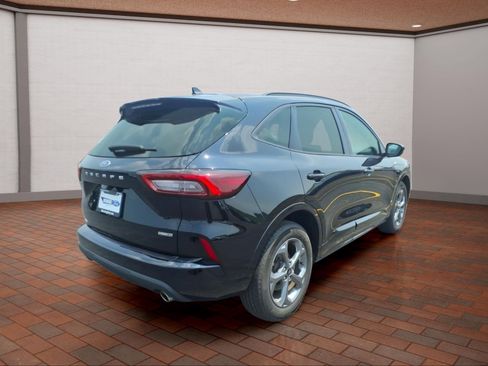 Used 2023 Ford Escape ST-Line Select AWD/4WD image 8