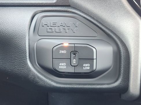New 2026 RAM 2500 Tradesman AWD/4WD image 17