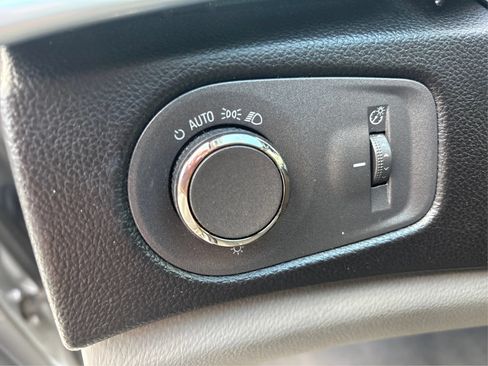 Used 2011 Cadillac SRX 2WD image 12