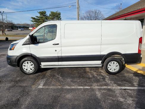 Used 2024 Ford Transit 250 Low Roof w/ Exterior Upgrade Package image 10