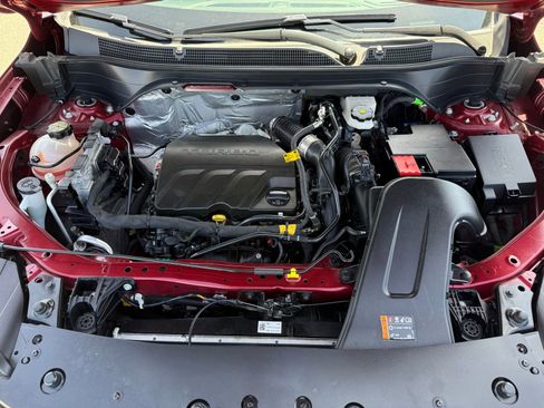 Used 2024 Chevrolet Trax LT image 38