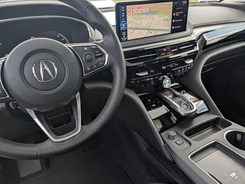 Used 2026 Acura MDX w/ Technology Package FWD image 25