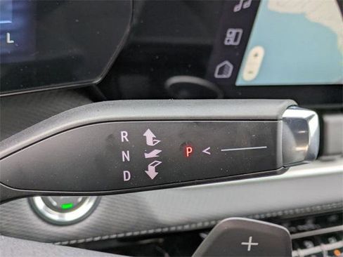 New 2026 Chevrolet Equinox LT image 21