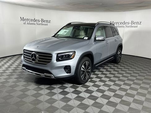 New 2026 Mercedes-Benz GLB 250 image 3