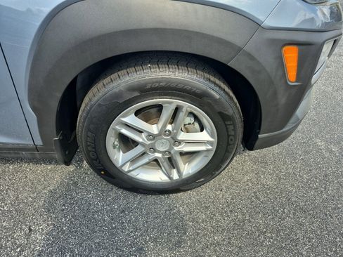 Used 2019 Hyundai Kona SE FWD image 16