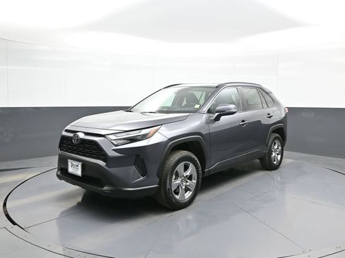Certified 2024 Toyota RAV4 XLE w/ Convenience Package image 10