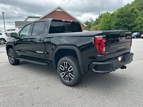 New 2026 GMC Sierra 1500 AT4 w/ AT4 Premium Package AWD/4WD image 8