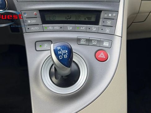 Used 2013 Toyota Prius Three FWD image 25