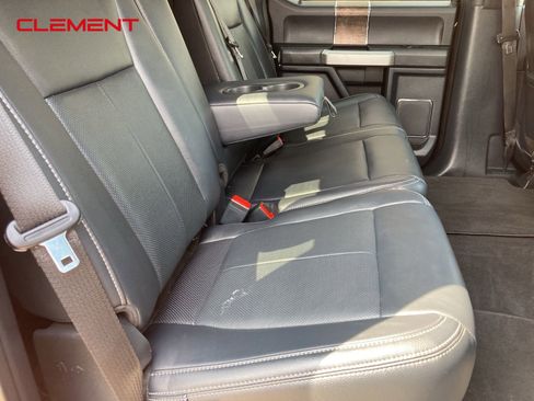 Used 2022 Ford F250 Lariat w/ Black Appearance Pkg image 34