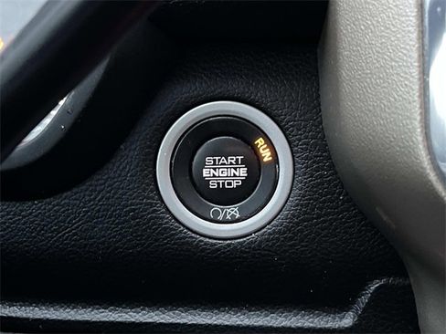 Used 2019 RAM 2500 Laramie image 33