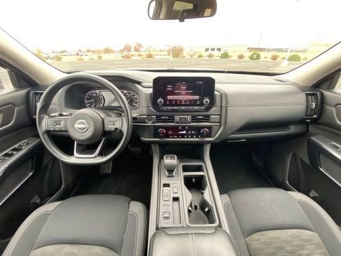 Certified 2023 Nissan Pathfinder S image 12