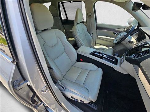 Used 2021 Volvo XC90 T6 Inscription AWD/4WD image 22