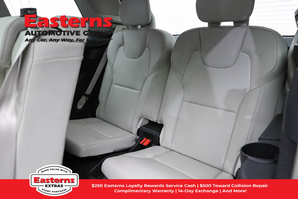 Used 2023 Volvo XC90 B5 Core AWD/4WD image 24