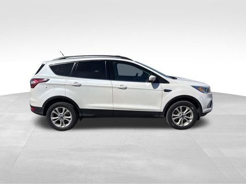 Used 2018 Ford Escape SEL image 6