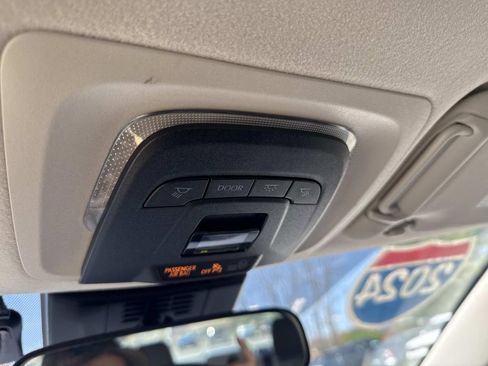Used 2024 Toyota Corolla LE FWD image 24