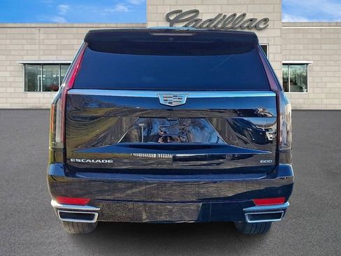 Used 2023 Cadillac Escalade ESV Premium Luxury image 5